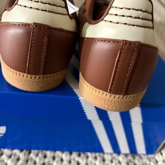 Adidas Samba Brown and White Sneakers - Picture 7 of 10